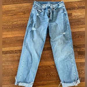 Straight Jeans with Button Closure